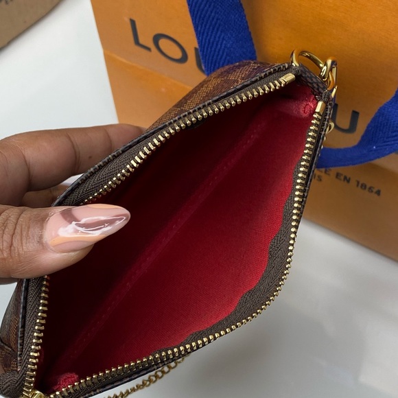 Louis Vuitton Mini Pochette Damier Ebene - Picture 5 of 7